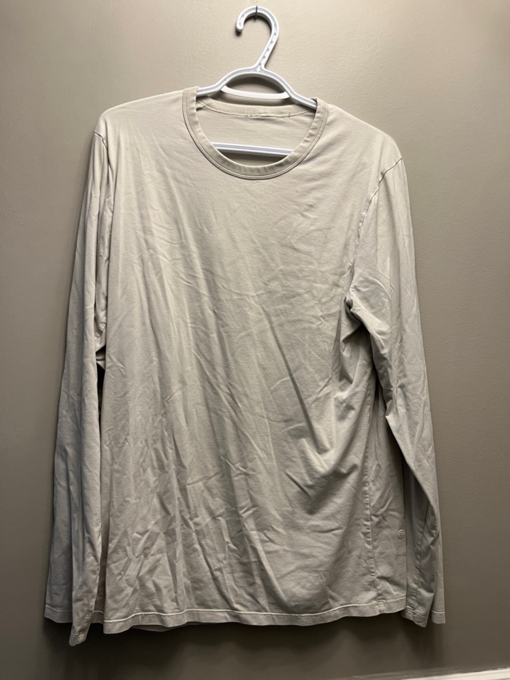 lululemon athletica Long Sleeve Crew - Light Cream